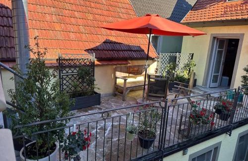 Prichsenstadt Hotel | Vinopresso GmbH - Café Römer