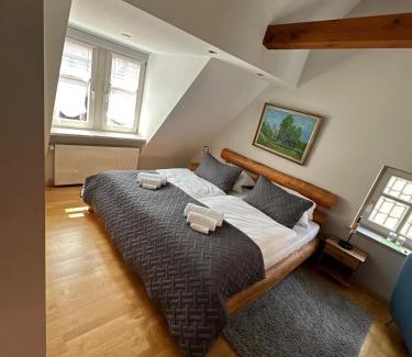 Prichsenstadt Hotel | Vinopresso GmbH - Café Römer