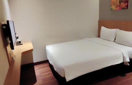 West Cirebon Hotel | Vinotel Cirebon