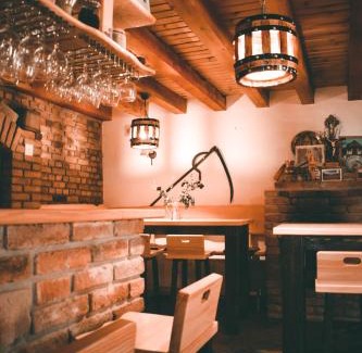 Knezevi Vinogradi House | Vinska kuća na vinskoj cesti Zmajevac