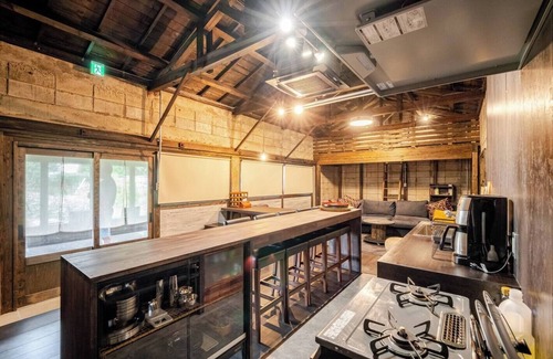 Otawara Other | Vintage barn with BBQ, Projector & Fresh Veggies