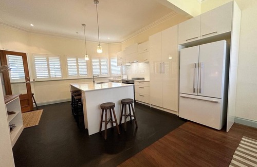 Binningup House | Vintage Beach ESTATE House Studio & Cottage