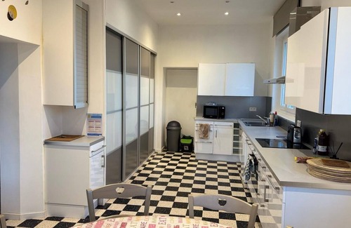 Paluel Bed & Breakfast | Vintage bed and breakfast 3 minutes from the sea - Manoir de Conteville
