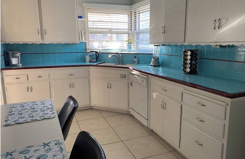 Durango House | Vintage Bungalow In Heart of Town Durango