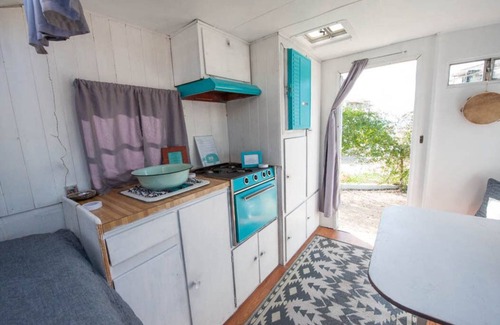 Ventura House | Vintage Camper delivered to your reserved campsite! Near Surf Beach & Downtown