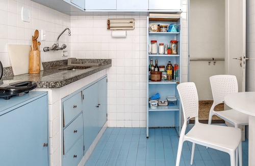 Flamengo Apartment | Vintage Charm: 3 BR Flamengo RJ, 3 min to Metro