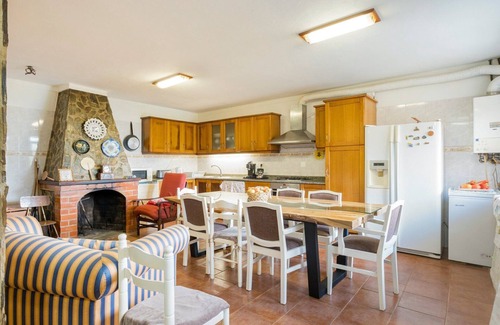 Figueiro dos Vinhos Apartment | Vintage charm meets modern comfort 3