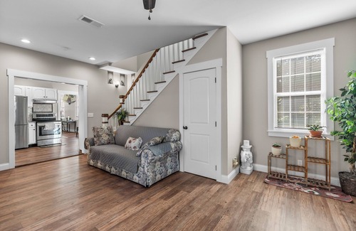 North Chattanooga House | Vintage Charm, Modern Living, 5 minutes to downtown Chattanooga