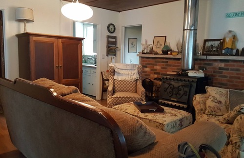 Au Gres Cabin | Vintage cottage on Lake Huron in Quaint Town of Au Gres Michigan
