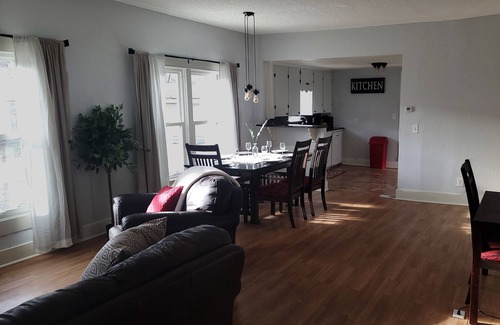 Nampa House | Vintage Covered Patio Home, Heart of Downtown! 200Mbps