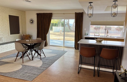 Pahrump House | Vintage Desert Retreat