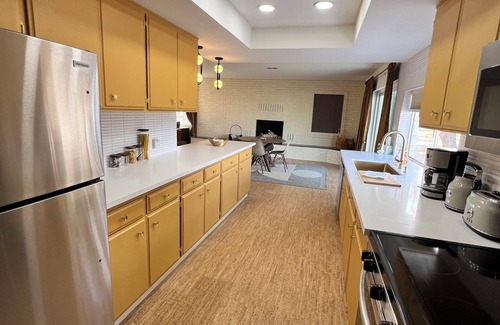 Pahrump House | Vintage Desert Retreat