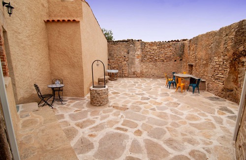 Cerezal de Penahorcada House | Vintage Cottage With Large Yard