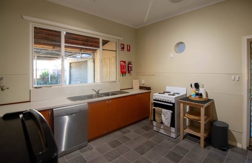 Kellerberrin House | Vintage Farm Stay in the Central Wheatbelt