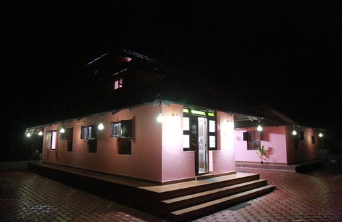 Palakkad Other | Vintage Farmhouse for Group Travellers