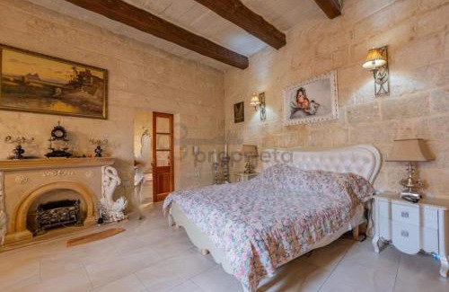 Qormi House | VINTAGE FARMHOUSE