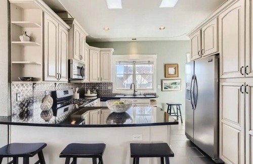 Longmont House | Vintage Haus - Cheerful, Elegant, Old World Modern