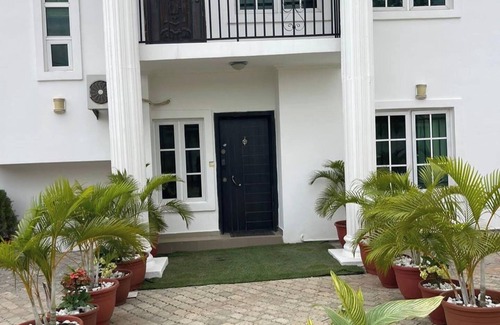 Lekki Phase 1 Apartment | Vintage Homes