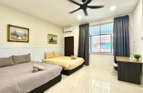 Simpang Ampat House | Vintage-Living 2Storey Haus12Pax