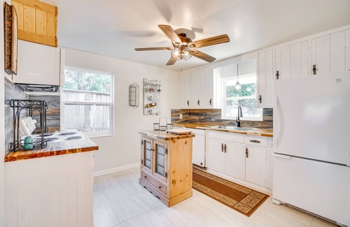 Mount Dora Cottage | Vintage Mount Dora Cottage w/Screened Porch!