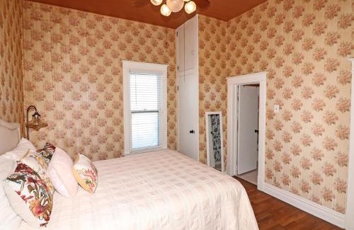 Grand Junction House | Vintage Parlor home