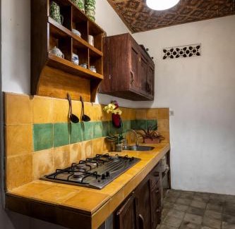 Bogor Tengah House | Vintage Room 1 in Joglo House By penggemarlawas