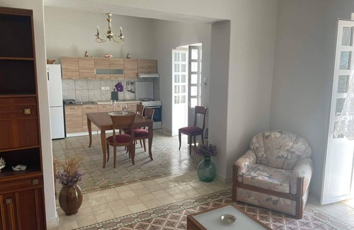Rogon Apartment | Vintage Seaman's House