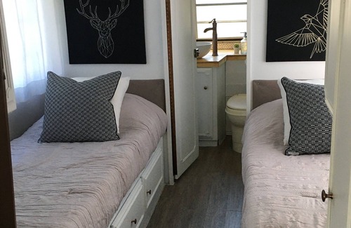 Justin House | Vintage “Stream” Hideaway