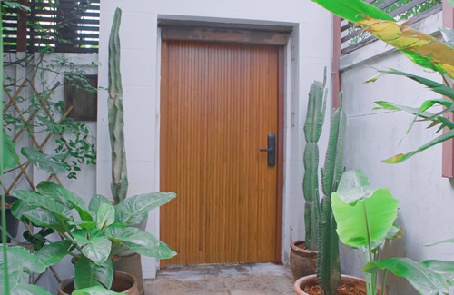 Bang Rak House | Vintage-style Bangkok house, 1-min walk to BTS