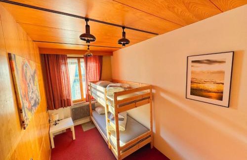 Pradl Apartment | Vintage Tirol Apartment