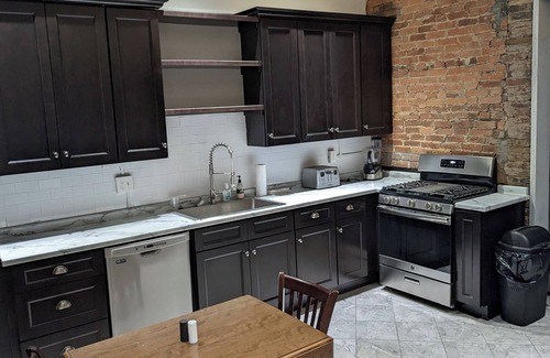 Butler Apartment | Vintage two bedroom walk-up apartment