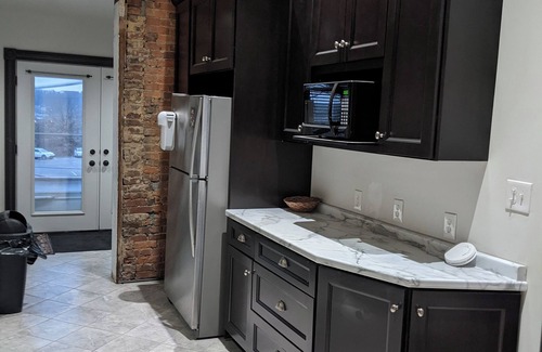 Butler Apartment | Vintage two bedroom walk-up apartment