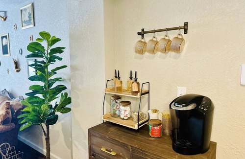 Woodland Park Apartment | Vintage Velvet Haven - newly added hot tub!