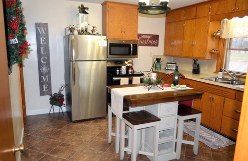 Frankenmuth House | Viola's Place - Full Home Vacation Rental In Frankenmuth City.