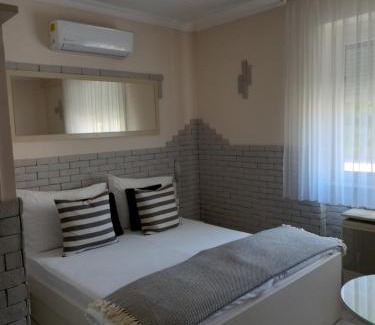 Papa Bed & Breakfast | Viola Vendégház