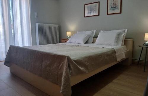 Chrysoupolis Apartment | Violet Apartment