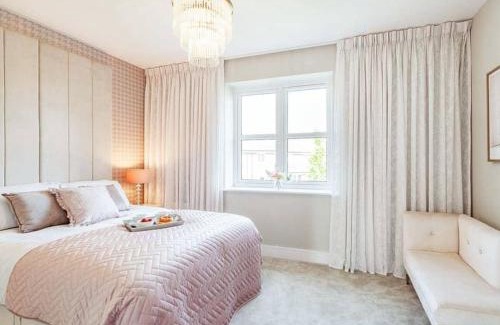 Chelmsford House | Violet Place