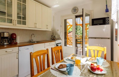 Balatonkenese House | Violetta 3 by Interhome