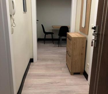 Schwedt/Oder Apartment | VIP Apartment 4A 2 Zi 40qm Küche Bad