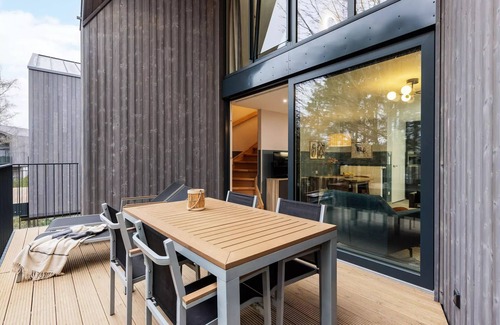 Gunderath House | VIP Cottage 2 People