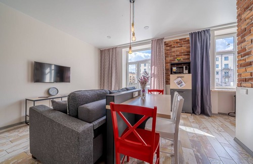 Sovetsky District Apartment | VIP European Style Apartment