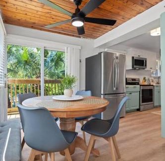 Florida Indian River House | VIP Island Whole House!