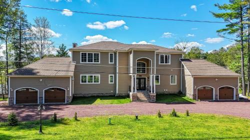 Blakeslee House | VIP Mansion Estate