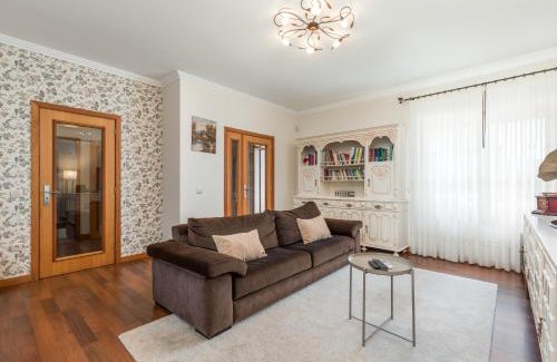 Espinho House | Viravento - Family House