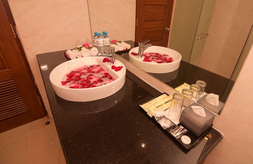 Ngapali Hotel | Virgin Beach Hotel