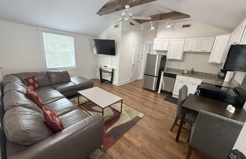 Northeast Virginia Beach Apartment | Virginia Beach Ocean Breeze
