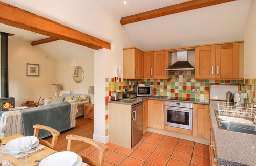 Acton Burnell Cottage | VIRGINIA COTTAGE, pet friendly, with open fire in Acton Burnell