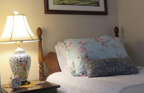 Troutville House | Virginia Country Cottage, GREAT Location, Pets
