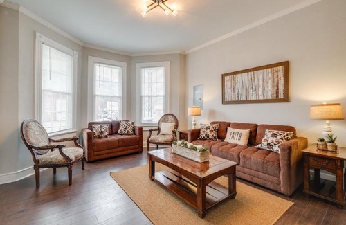 Clifton Forge West House | Virginia Getaway Near Douthat State Park