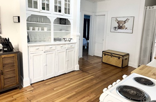 Morningside-Lenox Park House | Virginia Highlands and Midtown or Walk the Beltline Walk to them all Pets are Welcome